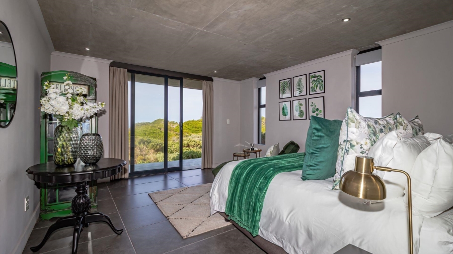 4 Bedroom Property for Sale in Romansbaai Estate Western Cape